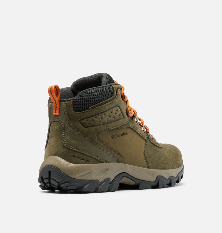 Columbia Newton Ridge Plus II Men Waterproof Boots | SUJQNW-057