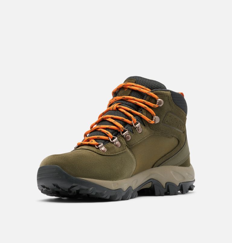 Columbia Newton Ridge Plus II Men Waterproof Boots | SUJQNW-057