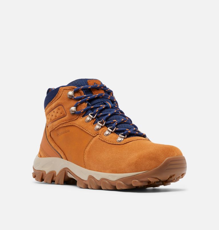 Columbia Newton Ridge Plus II Men Waterproof Boots | EGKJVW-105